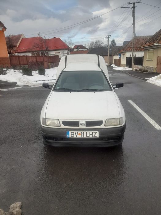 V ând Seat Inca 1.9 an 2003 taxe la zi