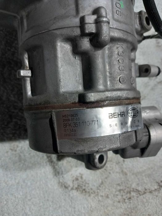 Компресор климатик от BMW e46 318i 2003г