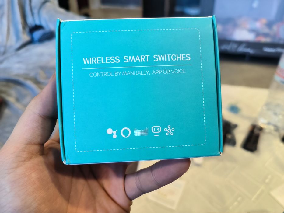 Смарт ключ за осветление Wi Fi на Tuya / Smart Life