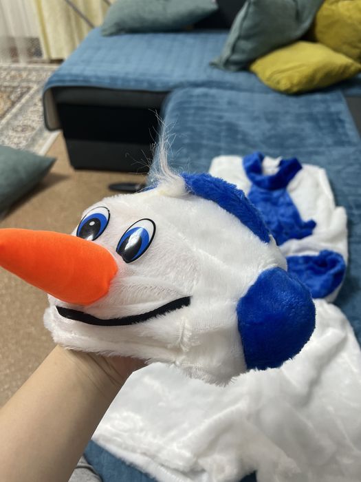 Продам костю снеговика