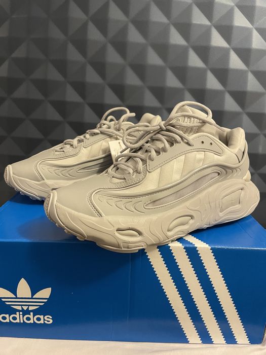 Adidas OZNOVA 42/43