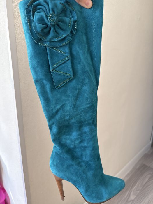 Продам женские сапоги