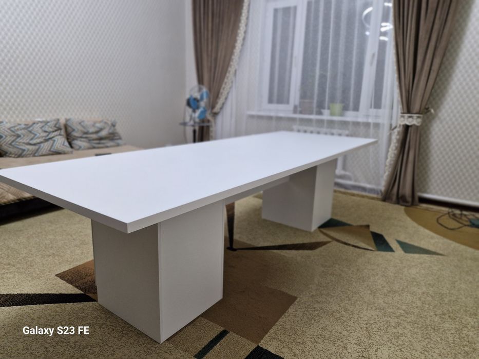 Срочно продам стол