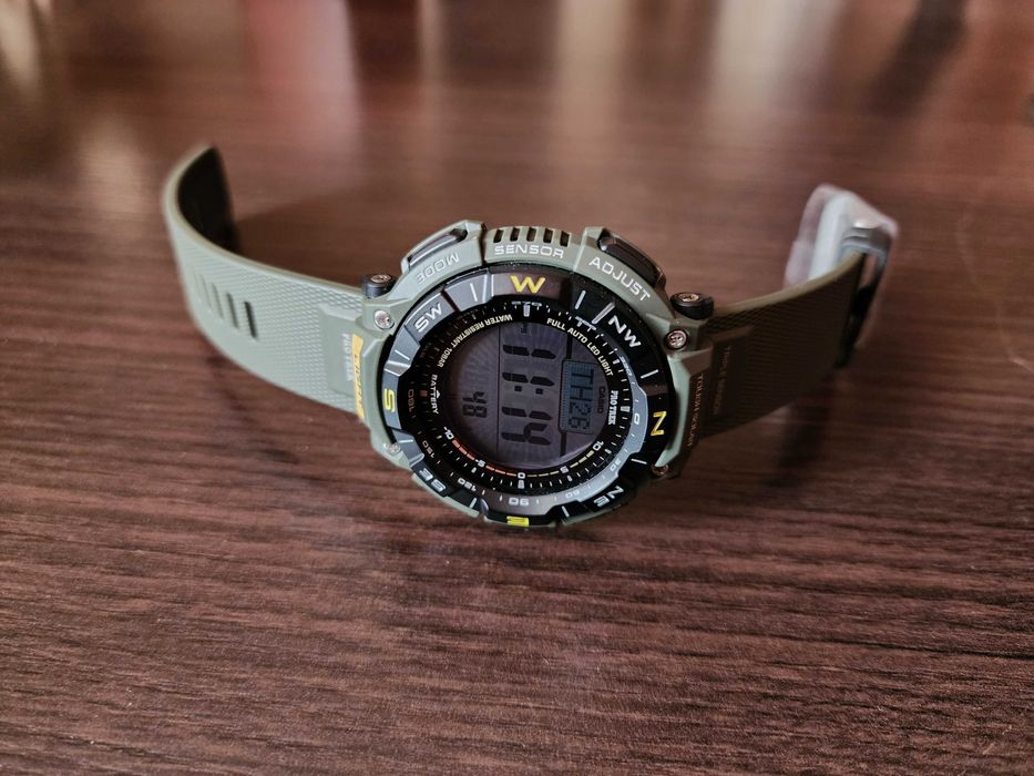 Часы Casio Pro Trek PRG-340, новые.