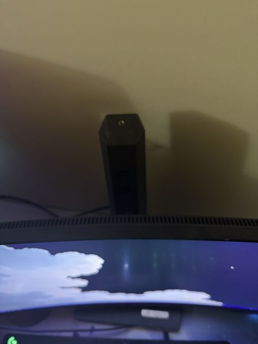 Monitor Asus Rog 144hz curbat