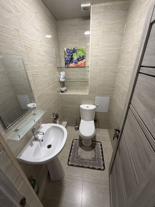 Паркентский новастройка 2 ком 5 этаж 8 этажка все ест новий срочно