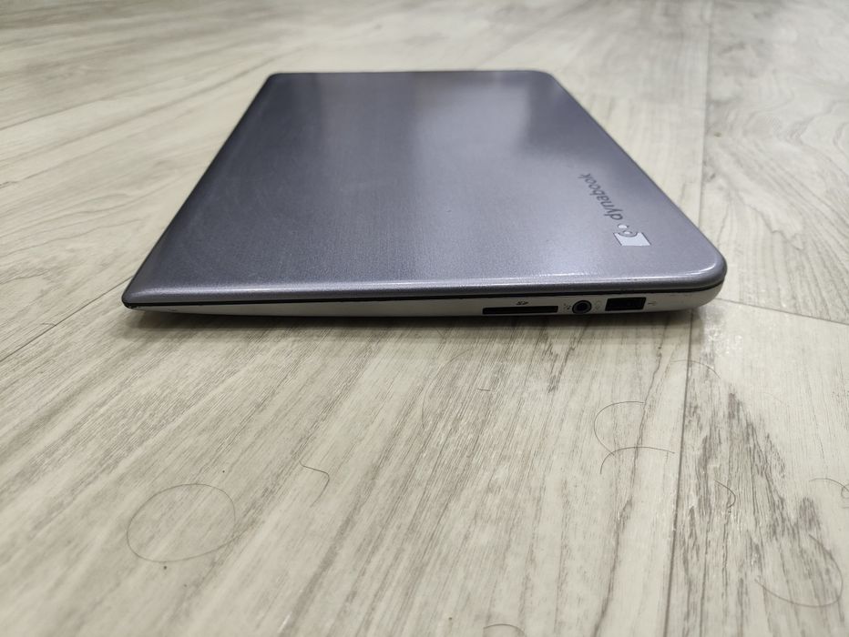 Toshiba Dynabook I7 8/256Gb
