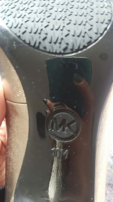 Pantofi aurii Michael Kors