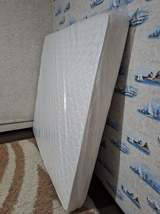 Матрас 180×200 продам