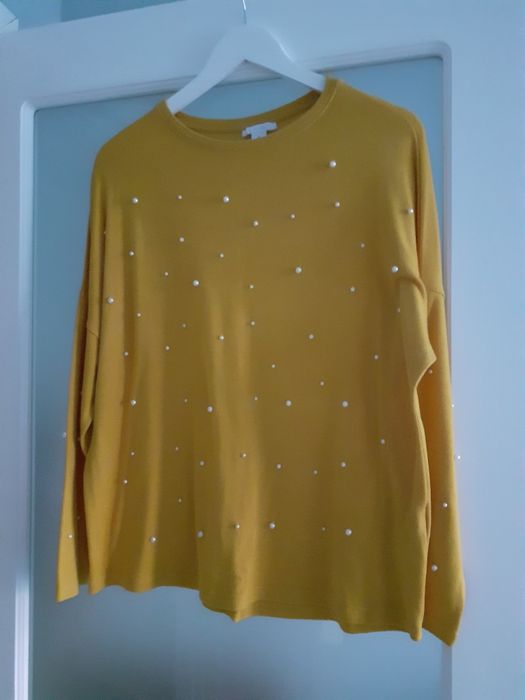 Bluză jerse de culoare muștar, cu perle