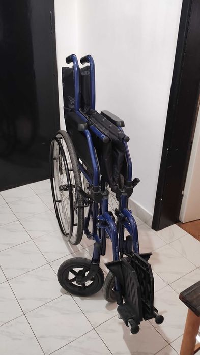 Инвалидна количка сгъваема.