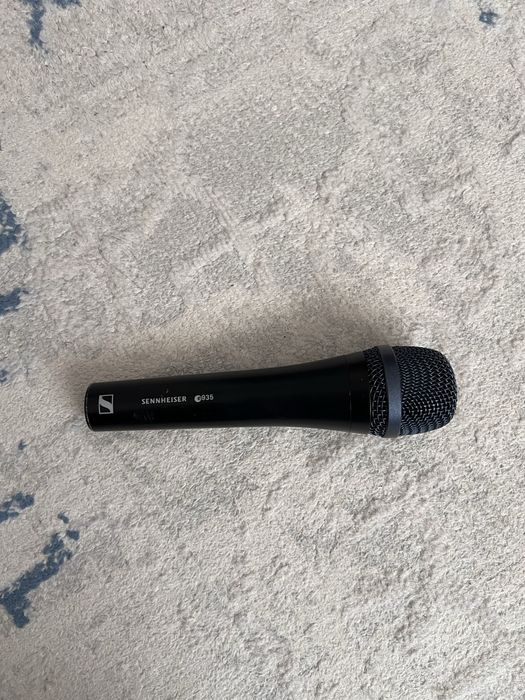Микрофон Sennheiser