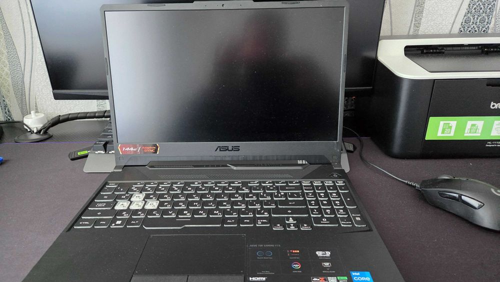 Лаптоп ASUS TUF GAMING FX506H (за ремонт или части)