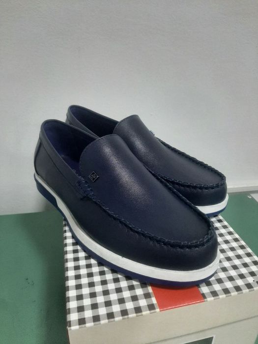 Эркаклар оёқ кийимлар