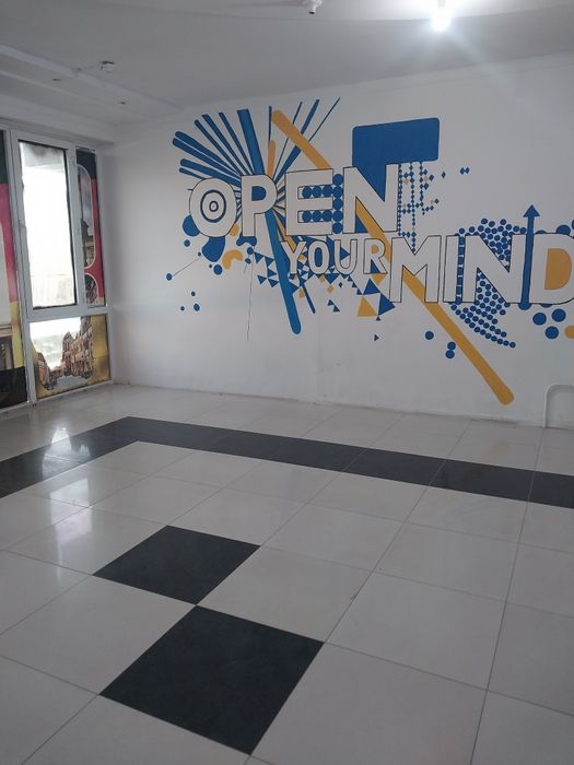 Alisher market 2 chi etaj