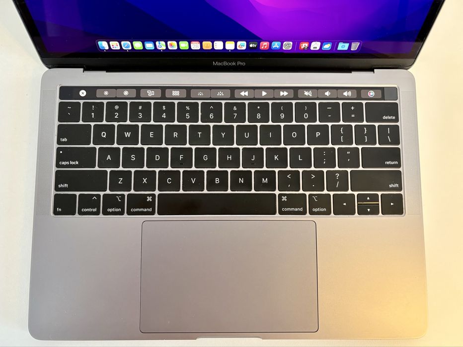 MacBook Pro 13 2019 Touch Bar Space Gray