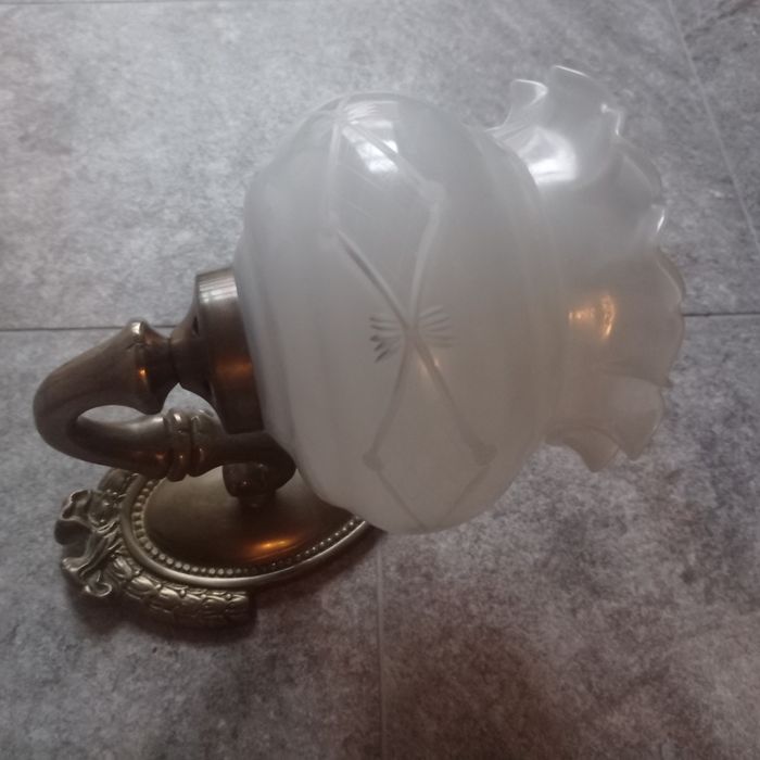Lampa antica perete