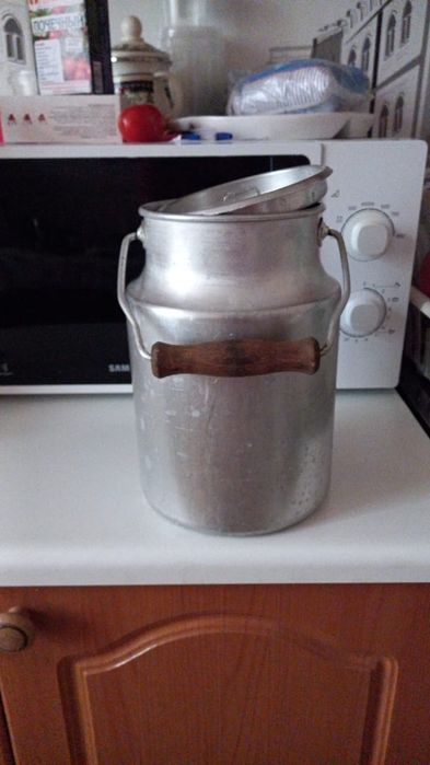 Продам бидон алюминиевый