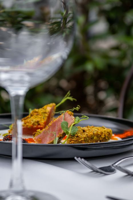 Фотоапарат Canon 250D