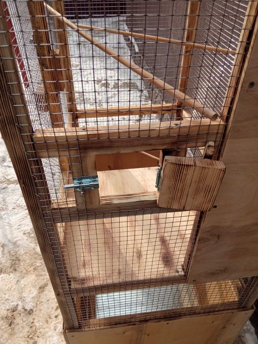 Клетка для попугаев, шеглов, канареек