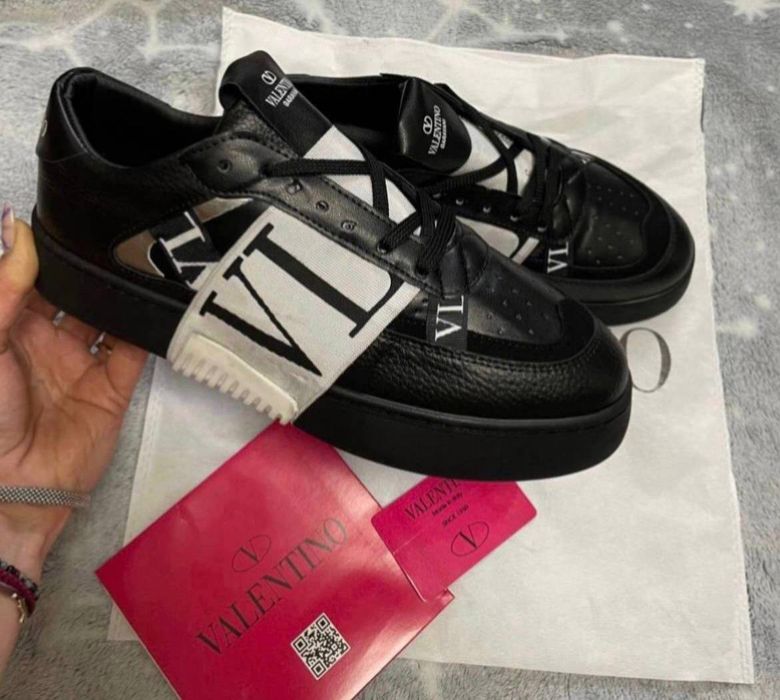 Adidași bărbați Valentino