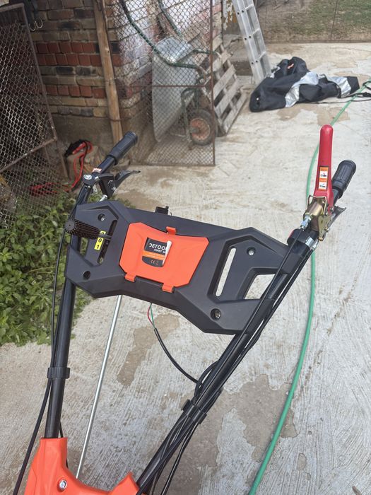 Vând/Schimb motocultor