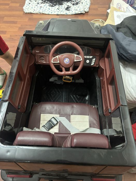 Продам Электромобиль детский