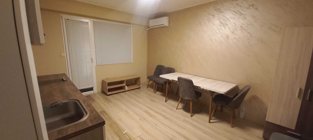 Дава се под наем Двустаен апартамент в Враца, Промишлена зона - Изток - 45 кв.м за 229.5 € - Снимка #1