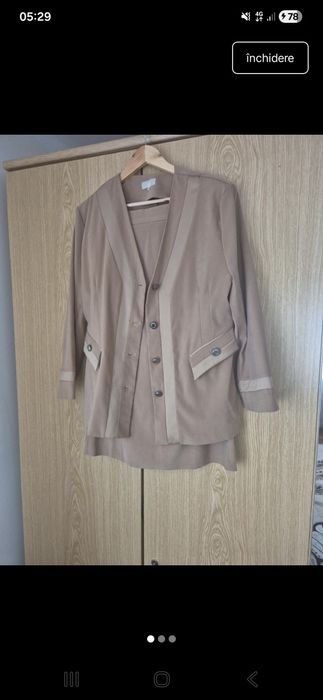 Costum din doua piese