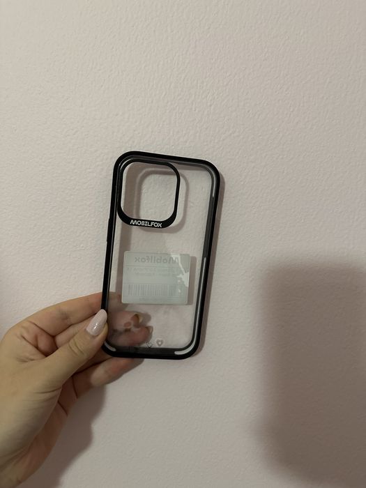 Три калъфа за Iphone 14 pro