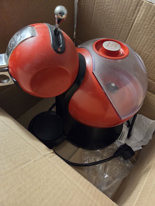 Aparat cafea Nescafe