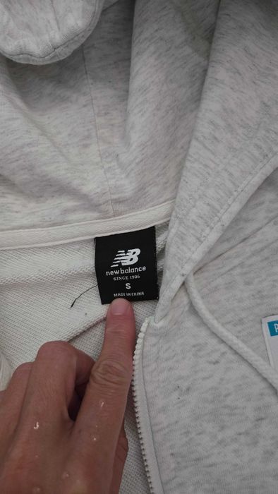 Къс дамски суичър New Balance, S