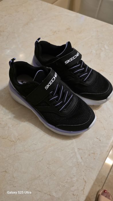 Skechers fete masura 28