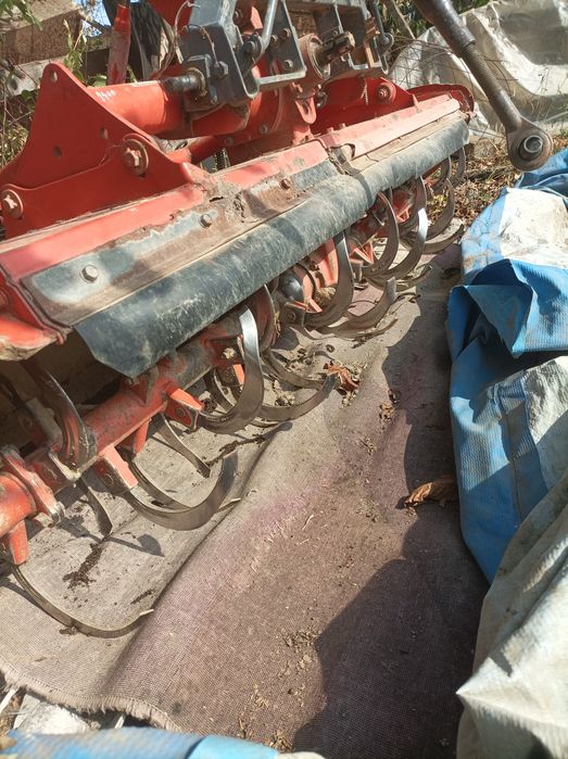 Vând freza agricola și cositoare
