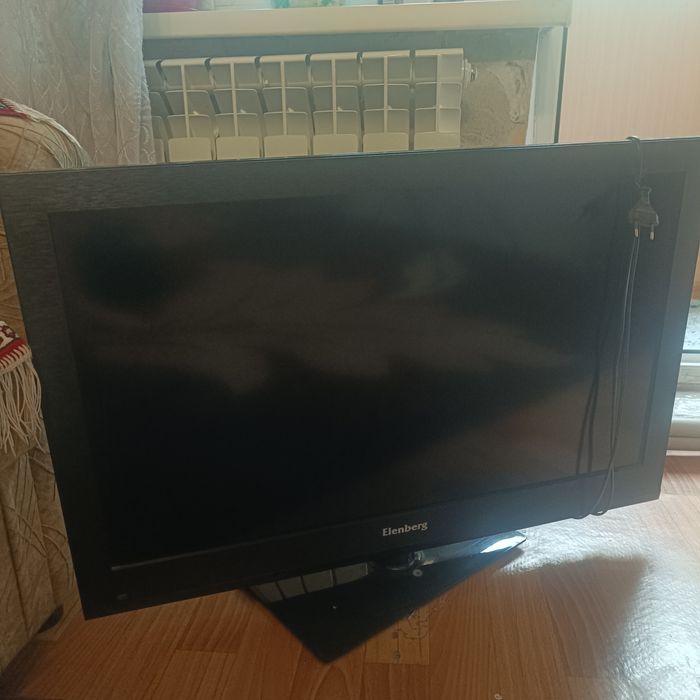 Телевизор Elenberg