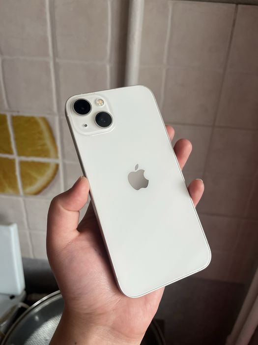 Айфон 13 256гб отличный