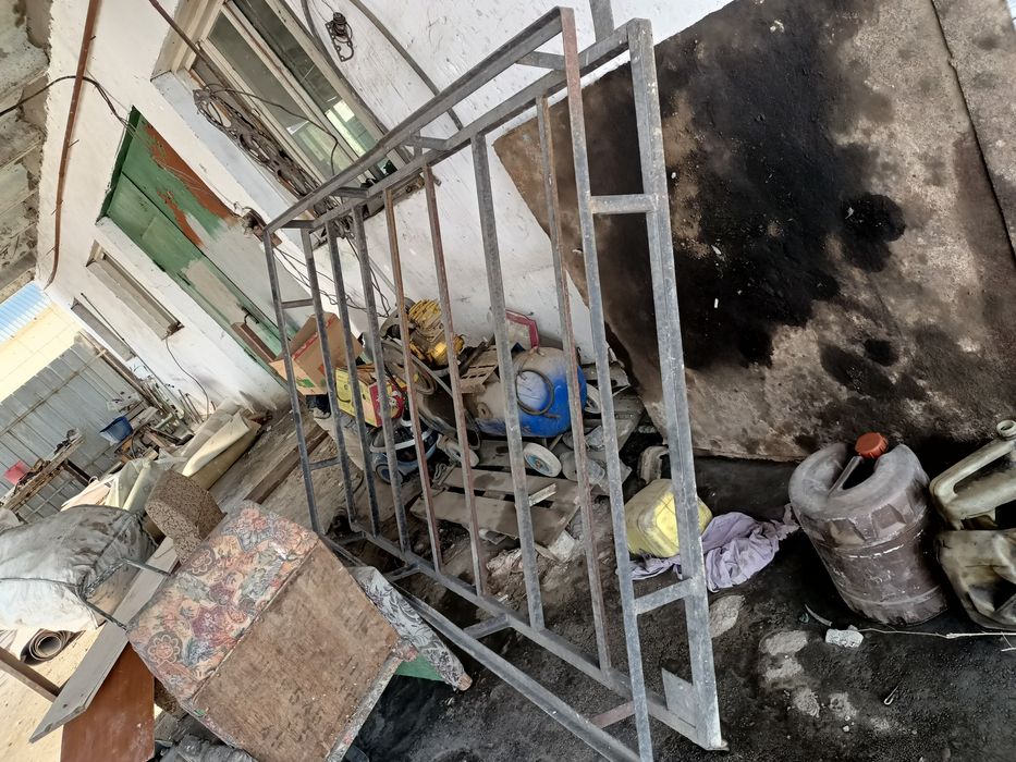 Продам багажник на Уаз таблетка