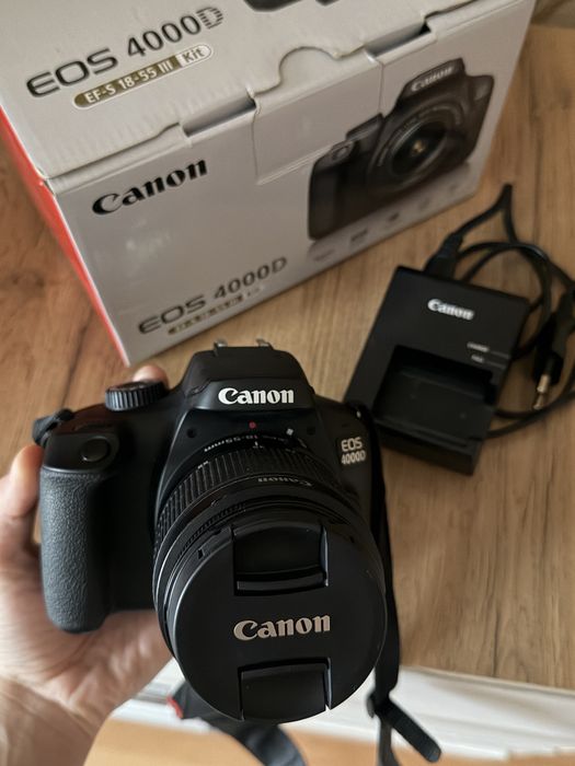 Фотоаппарат Canon 4000D