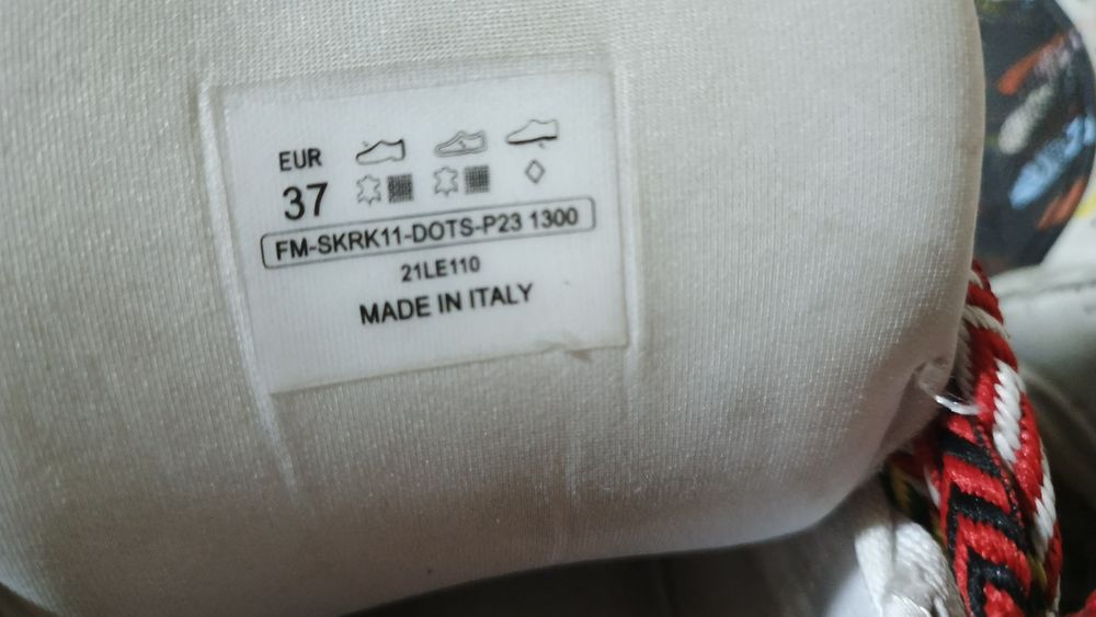 Продам кроссовки lanvin curd
