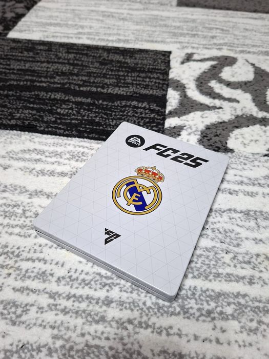 Xbox one s + fifa 25 premium edition