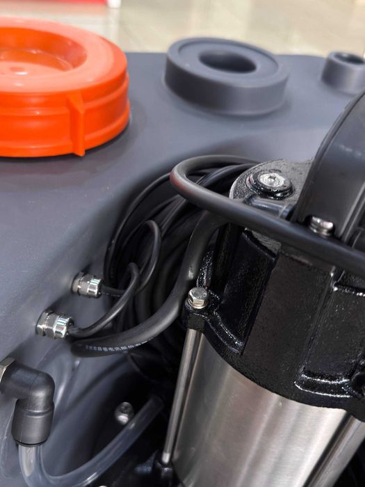 фекални насос Автоматик бошқарувли мустаҳкам пластик бак  10 м 10 м³/ч