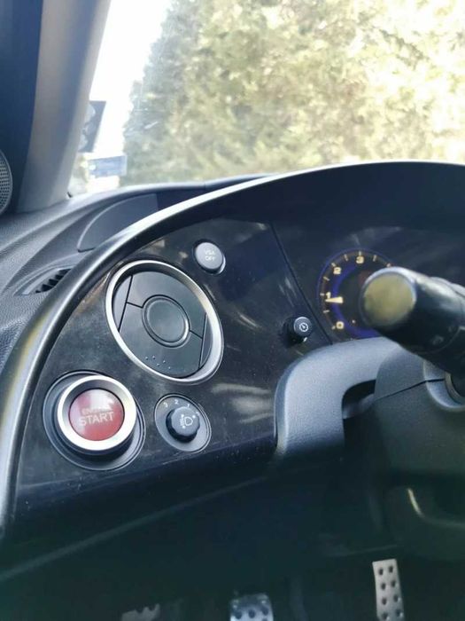 Автомобил Honda civic 2.2