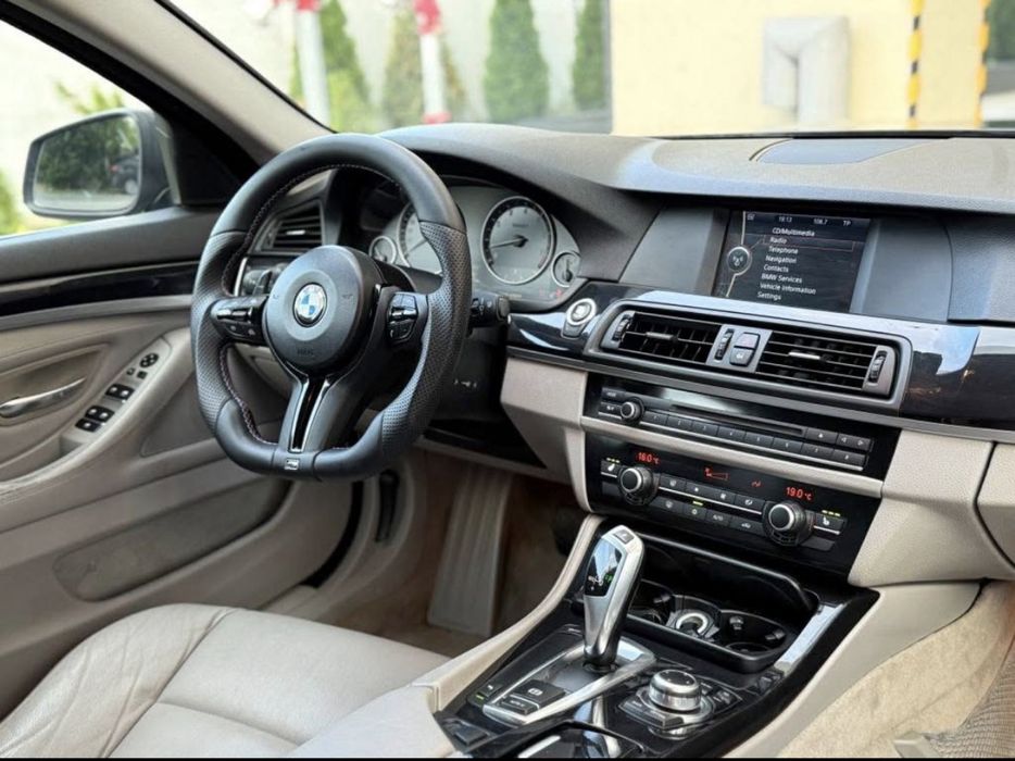 VAND/SCHIMB BMW 523 F10 | impecabil | carvertical verde  | pachet M