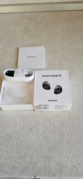 Слушалки Samsung GALAXY Buds FE