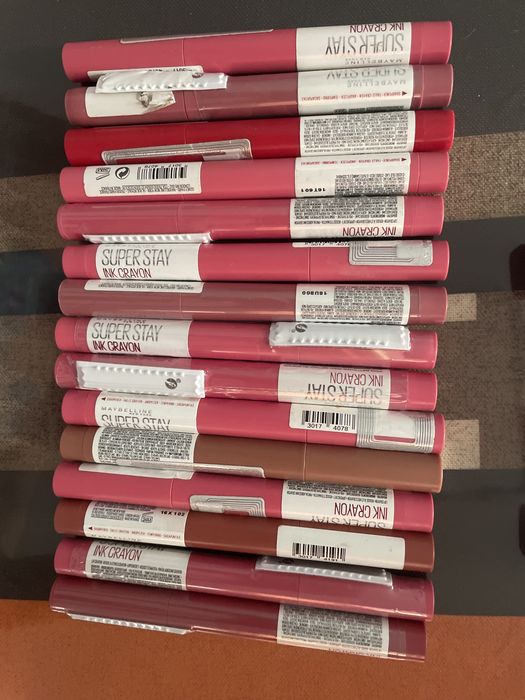 Produse machiaj rezistent