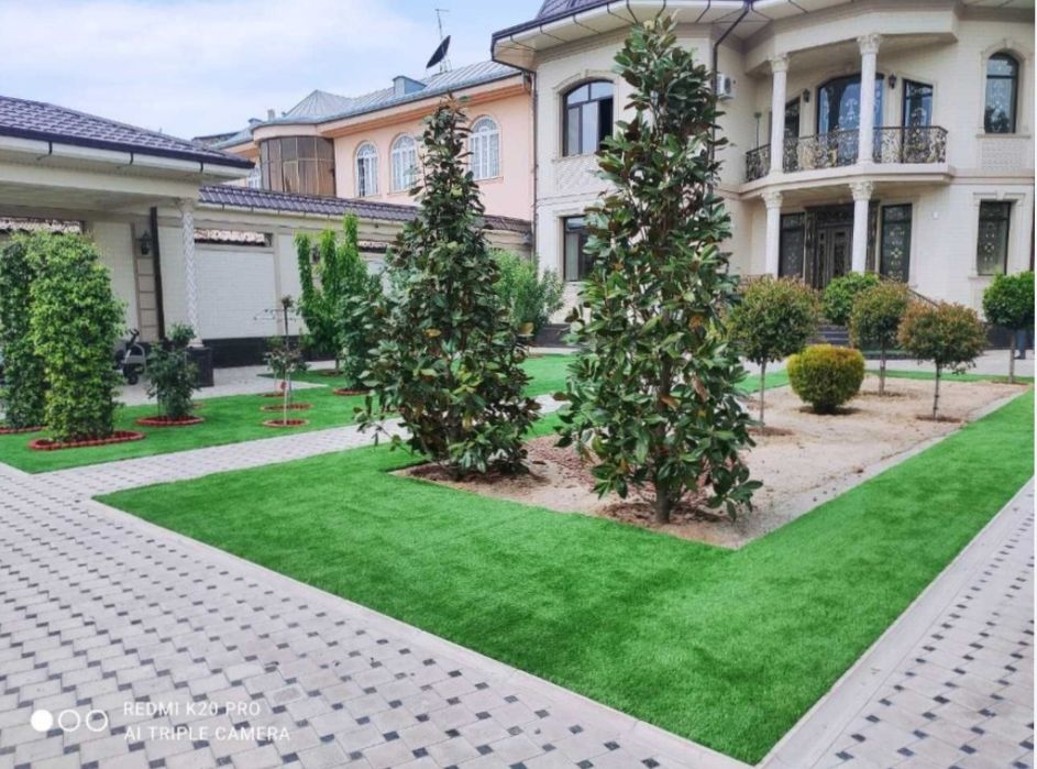 Suniy gazon VA zabor o'rnatish