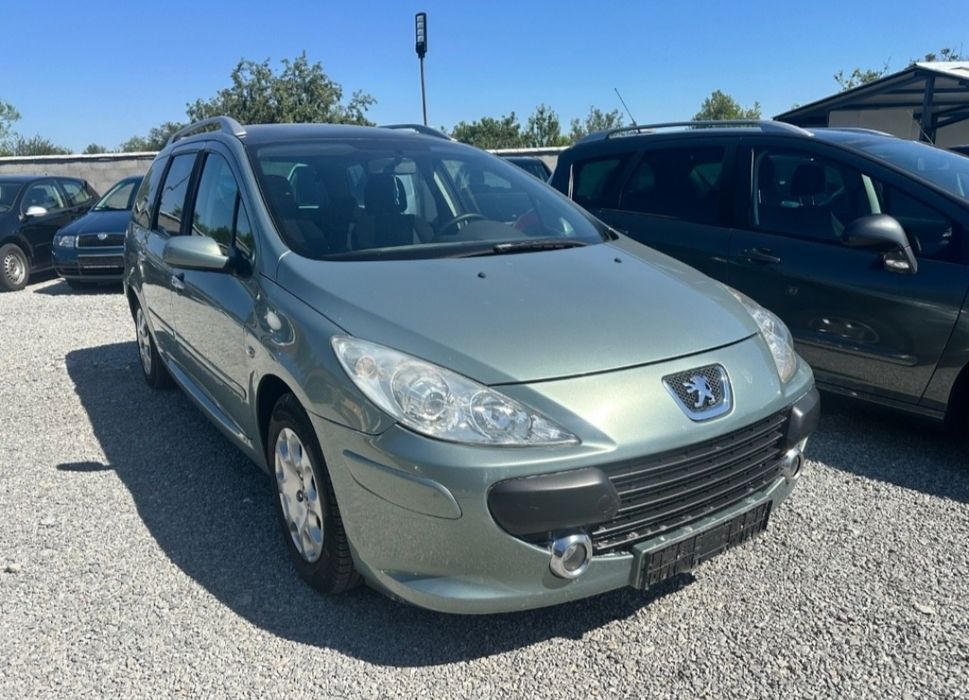 Бус и Автомобили под наем Падащ борд30лв 70лв