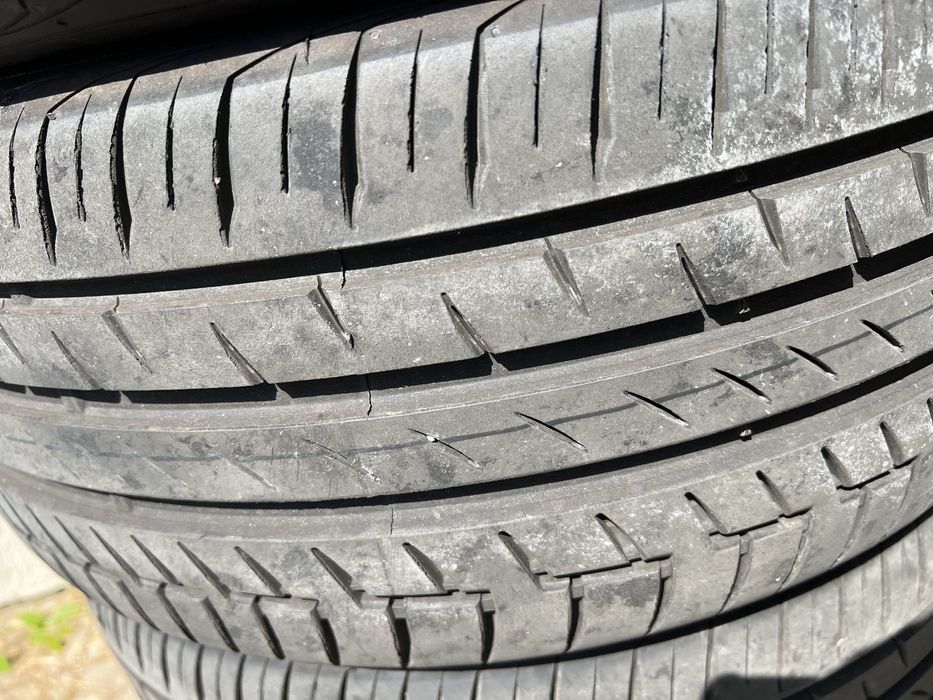 Continental  XL 235/45 R18 98W
