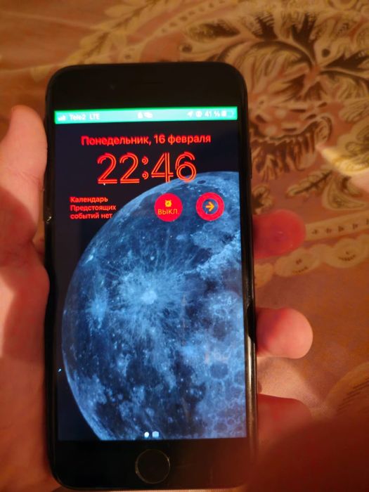 iPhone 8 64 gb 67 емкость