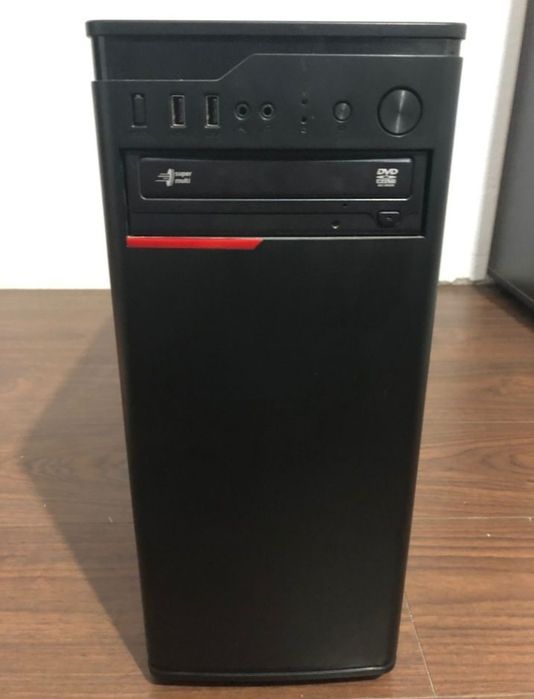 Vând PC funcțional!!